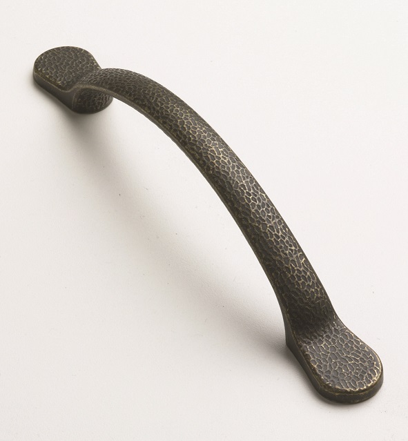 Hammered-Bow-Handle